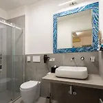 Guest house Little Square