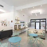 Guest house Little Square