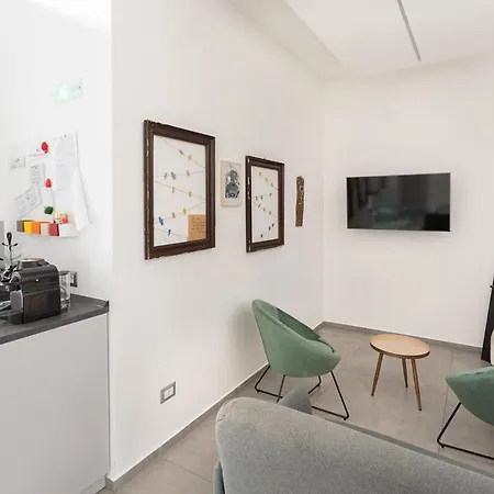 Gasthuis Little Square