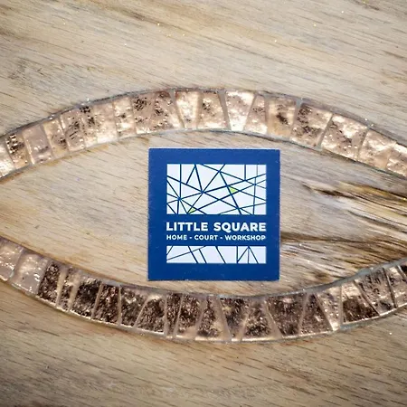 Gasthuis Little Square 3*