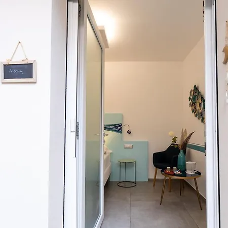 Little Square Guest house