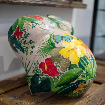 Little Square 3* Arona