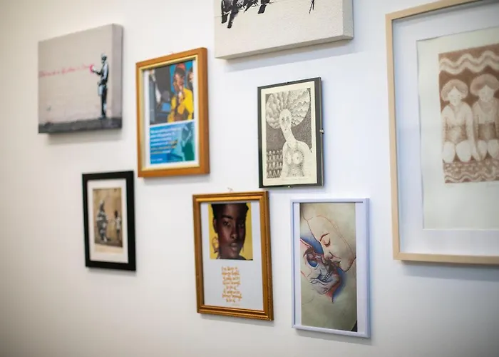 Konukevi Little Square Arona