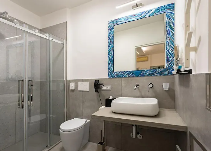 招待所 Little Square