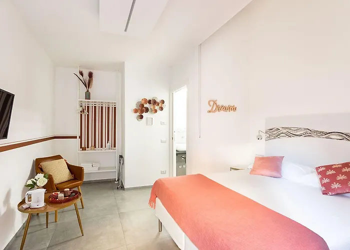 Little Square 3* 阿罗纳