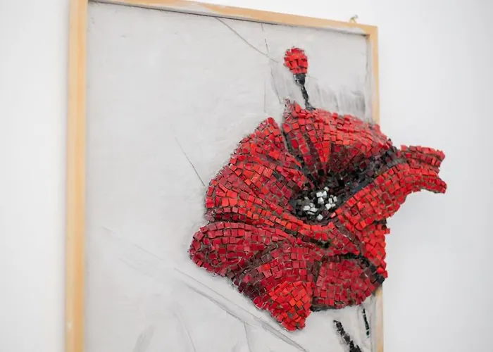 Little Square 3* Arona